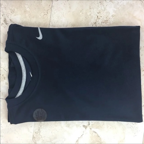 Nike Dri Fit Cotton tee Size S - Picture 2 of 4